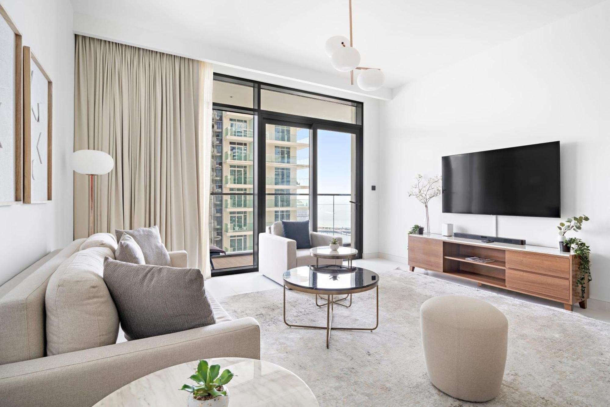 Silkhaus Sea And View 1bdr In Marina Vista Apartment